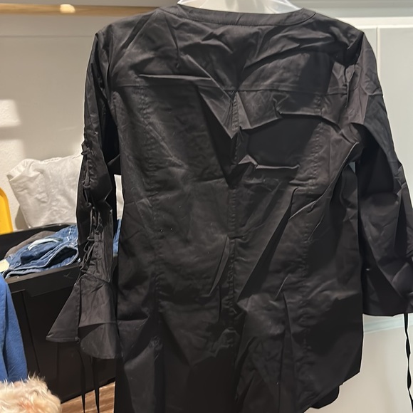 Back - Picture 2 of 2